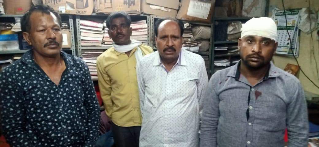 भोपाल पुलिस नें छोलामंदिर क्षेत्र में जुआ की फड़ पर दबिश देकर 04 जुआरियों को नकदी समेत किया गिरिफ्तार | New India Times