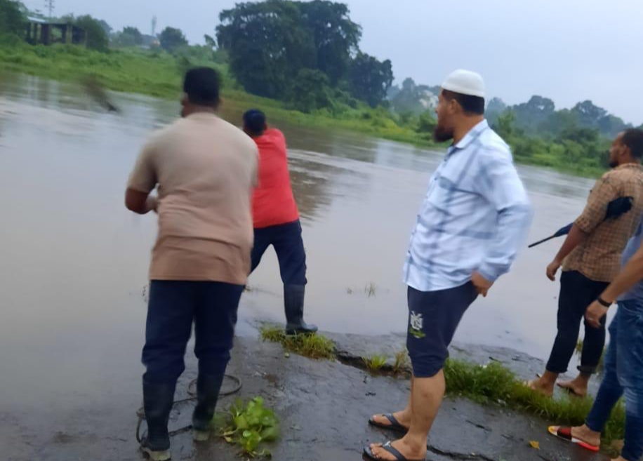 सेल्फी के चक्कर में गई दो सगे भाईयों की जान, मुंबई से भिवंडी घूमने के लिए आए थे दोनों सगे भाई | New India Times