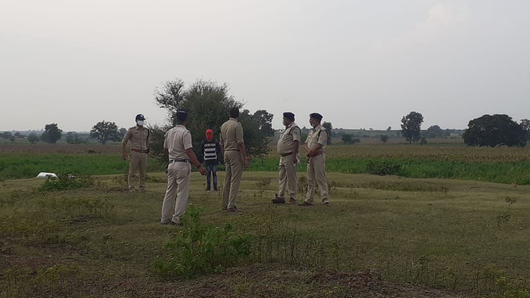 गैंगरेप: उत्तर प्रदेश के हाथरस के बाद अब मध्यप्रदेश के खरगोन जिले के झिरन्या में तीन दरिंदों ने एक 15 वर्षीय बालिका को बनाया अपनी हवस का शिकार | New India Times