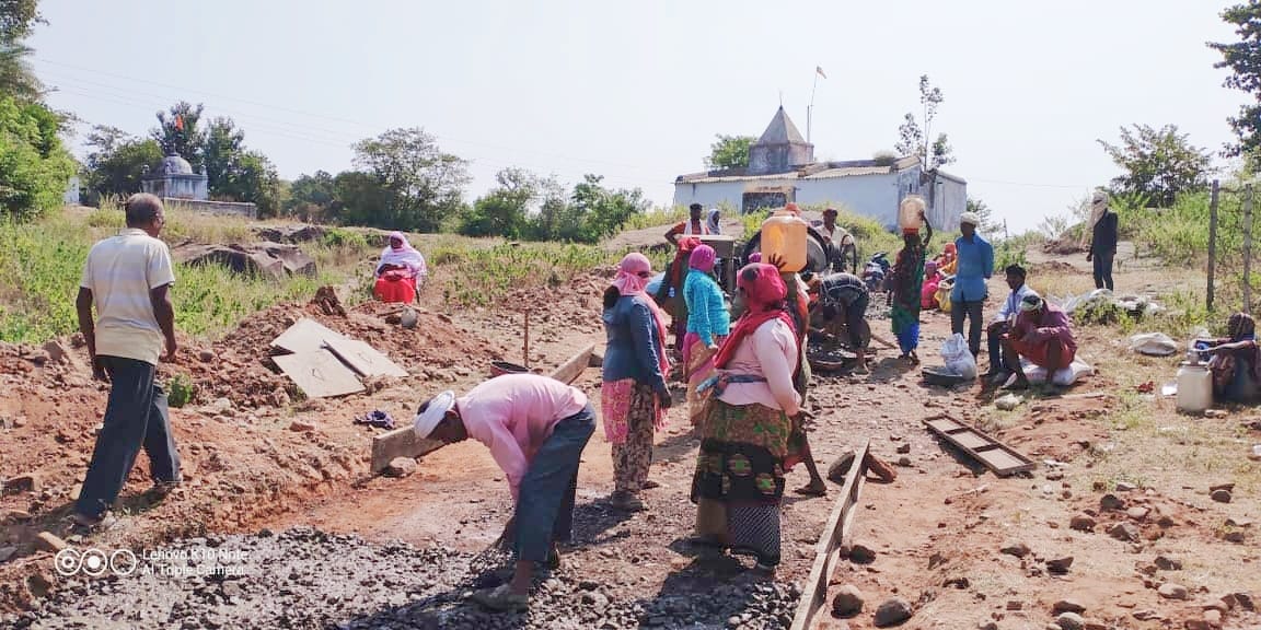 ग्राम पंचायत पनारा में शुरू हुआ शिव मंदिर सड़क निर्माण कार्य | New India Times
