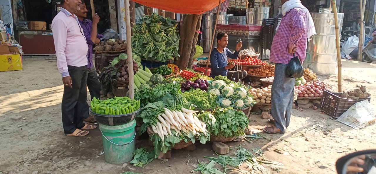आलू-सब्जी के दामों में भारी उछाल: सब्ज़ियों का राजा आलू के दामों में भारी उछाल से गरीबों के मुंह का निवाला तक लगा है छिनने | New India Times