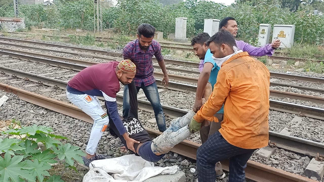 जलगांव में दिखी सद्भावना की मिसाल, घायल हिंदू व्यक्ति को मुसलमानों ने अस्पताल में कराया भर्ती | New India Times