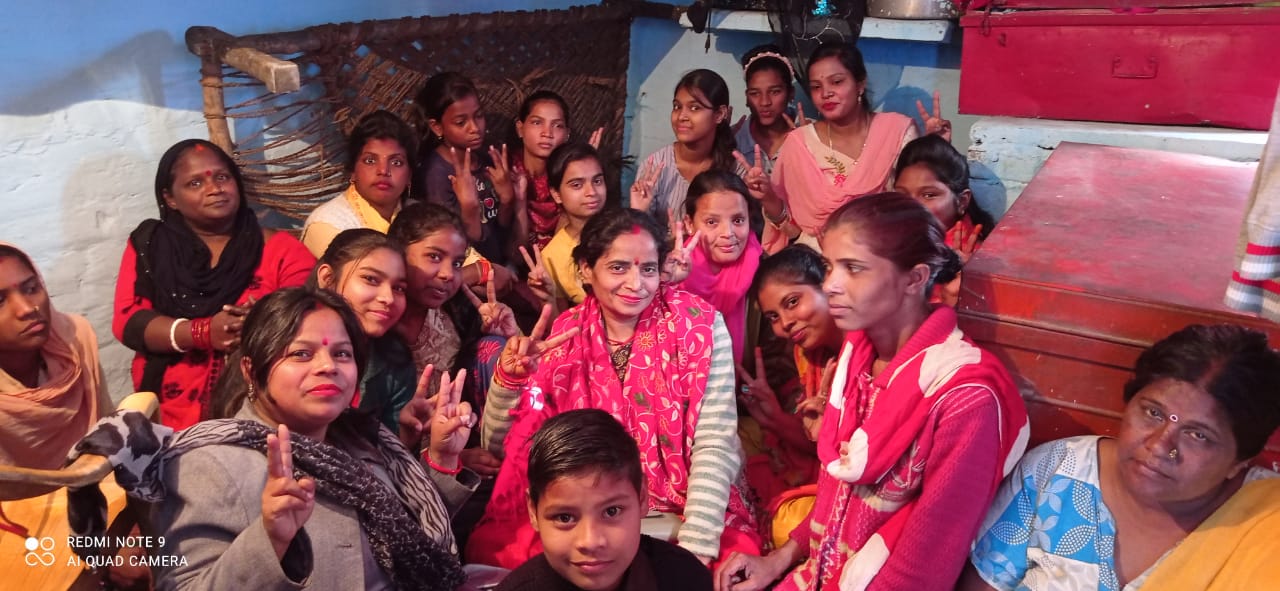 तुलसीका सेवा संस्थान के आत्मनिर्भर नारी अभियान में सिलाई कढ़ाई सेंटर की महिलाओं ने जाहिर की खुशी | New India Times