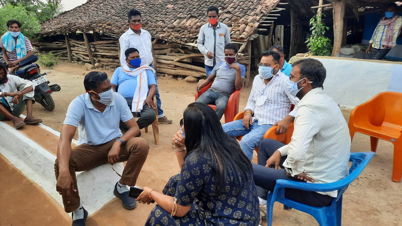 टीकाकरण अभियान में जुन्नारदेव विधानसभा के प्रभारी आशीष ठाकुर ने ग्रामीणों से की टीकाकरण की अपील | New India Times