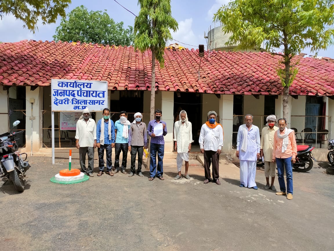 ग्राम पंचायत ककरी बेरखेड़ी सचिव एवं सहायक सचिव को भेजा गया नोटिस, ग्रामीणों की शिकायत पर जनपद पंचायत सीईओ ने कराई थी जांच | New India Times