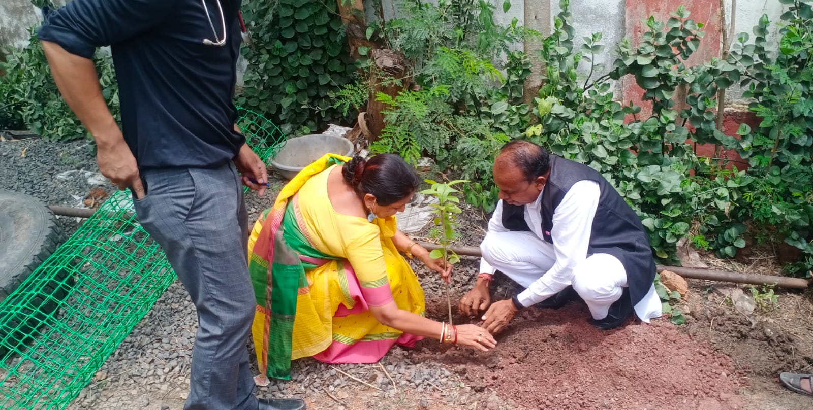 मेघनगर रोटरी कल्ब अपना का पौधा रोपण कार्यक्रम सम्पन्न, रोटरी कल्ब अपना को विधायक भुरिया ने दी पानी के टेंकर की सौगात | New India Times