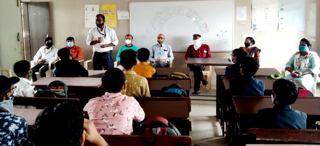 बोदवड़ स्कूल में मनाया राष्ट्रीय हिंदी दिवस | New India Times