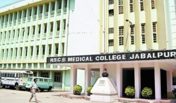 दो साल से नहीं कराई परीक्षा, शासन व मेडिकल विश्वविद्यालय जबलपुर को नोटिस जारी | New India Times