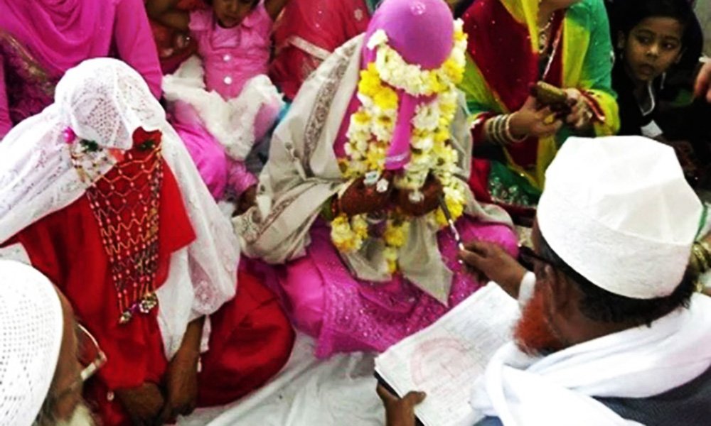 हुकूमत के नए कानून के डर से अल्पसंख्यक समुदाय में 2 दिन में संपन्न हुईं 100 से अधिक शादियां | New India Times