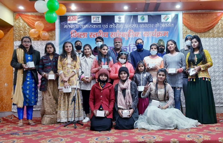 नेहरू युवा केन्द्र बागपत ने किया जिले की प्रतिभाओं को सम्मानित | New India Times