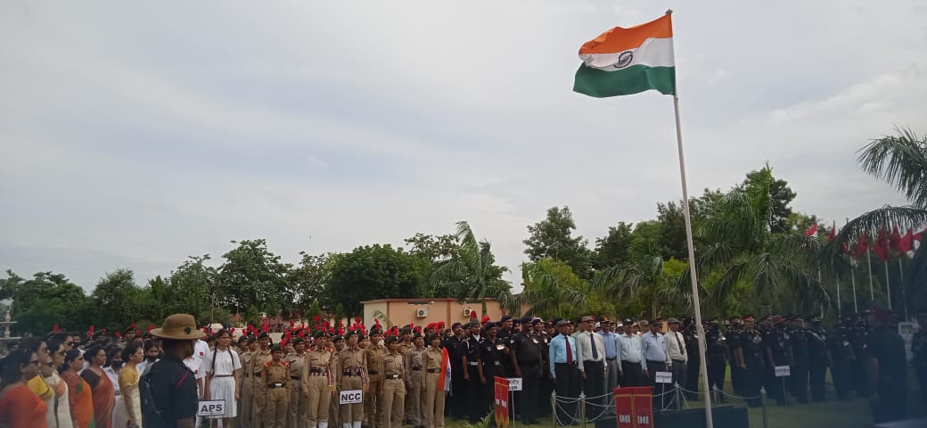 मथुरा सैन्य स्टेशन में आयोजित किया गया स्वतंत्रता दिवस समारोह | New India Times