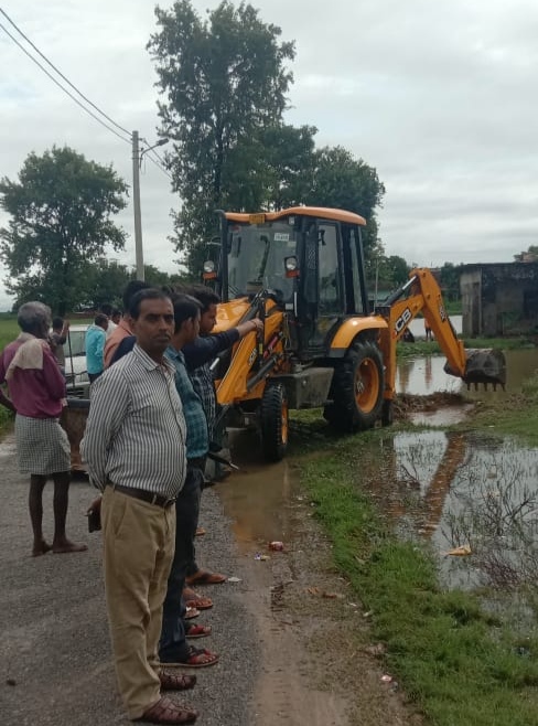 इटवा नगर पंचायत ने किया जल जमाव की समस्या का समाधान | New India Times