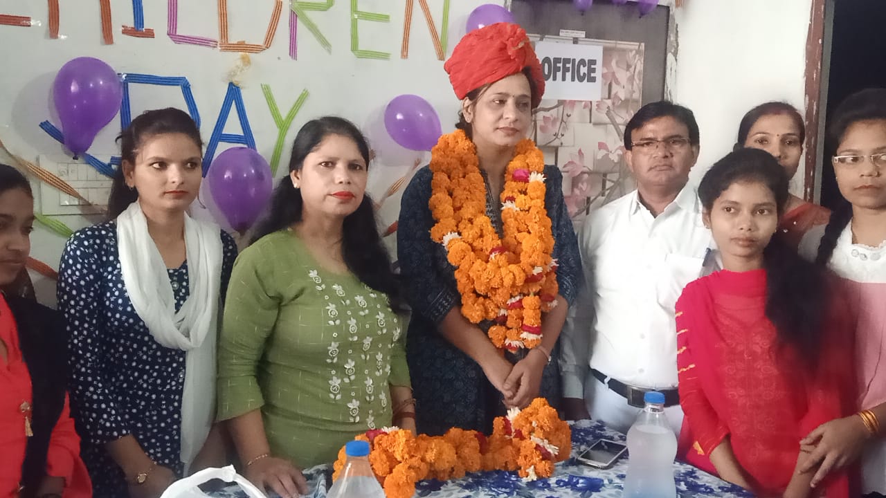 कांग्रेस नेत्री एवं सेविका शालिनी शर्मा ने रॉयल ब्राइट लीजेंड पब्लिक स्कूल में पहुंचकर बच्चों के साथ मनाया बाल दिवस | New India Times