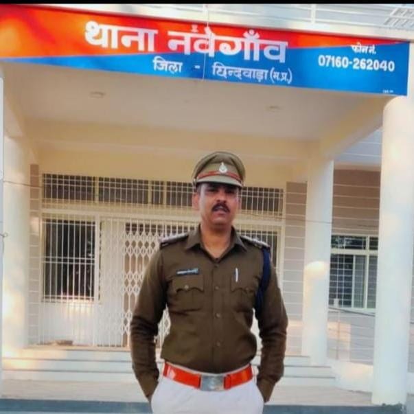 पुलिस ने पकड़ा अवैध रेत से भरा ट्रैक्टर, वाहन चालक फरार, पुलिस की कार्यवाही से रेत माफियाओं में मचा हड़कंप | New India Times