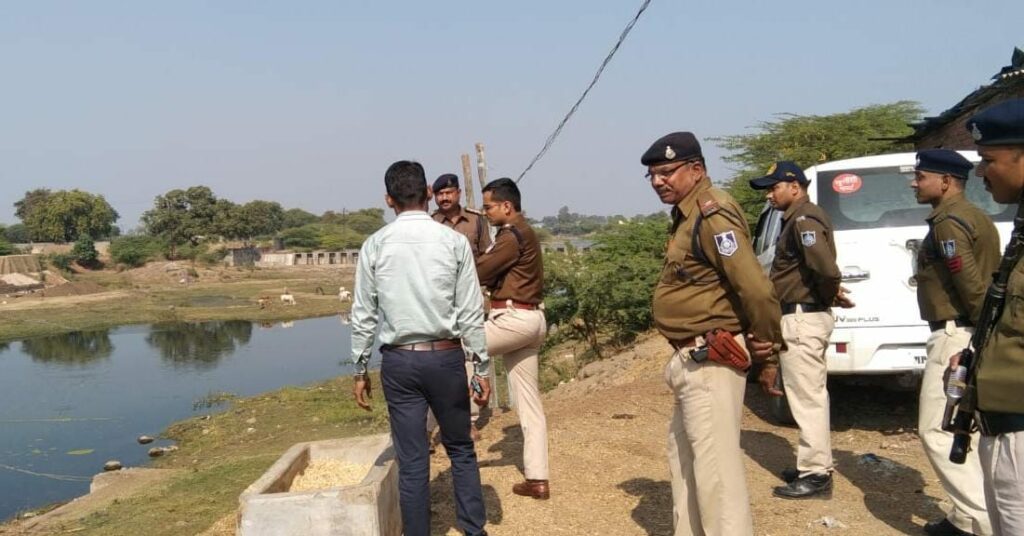 जिला पुलिस अधीक्षक आगम जैन ने किया थांदला मेघनगर का औचक निरीक्षण | New India Times