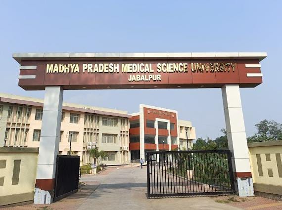 एनएसयूआई मेडिकल विंग ने मेडिकल विश्वविद्यालय में व्याप्त अनियमितताओं को लेकर राज्यपाल को लिखा पत्र | New India Times