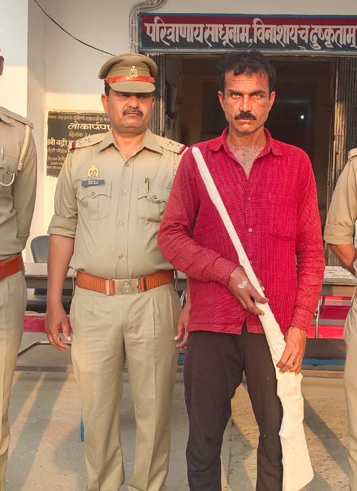 पुलिस मुठभेड़ में टॉप 10 अपराधी अवैध बंदूक के साथ हुआ गिरफ्तार | New India Times