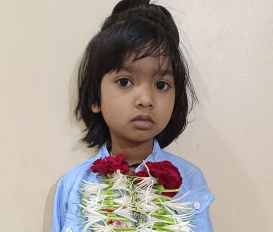 पांच वर्ष की अलीजा ने रखा पहला रोजा, अल्लाह से मांगी इंसानियत के खैर की दुआएं | New India Times