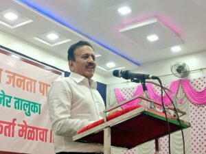 मंत्री महाजन-पाटिल नहीं जीत सके जलगांव APMC, नतीजों में शिंदे गुट का सबसे अधिक नुक़सान, मुक्ताईनगर में एकनाथ खड़से का दबदबा कायम | New India Times