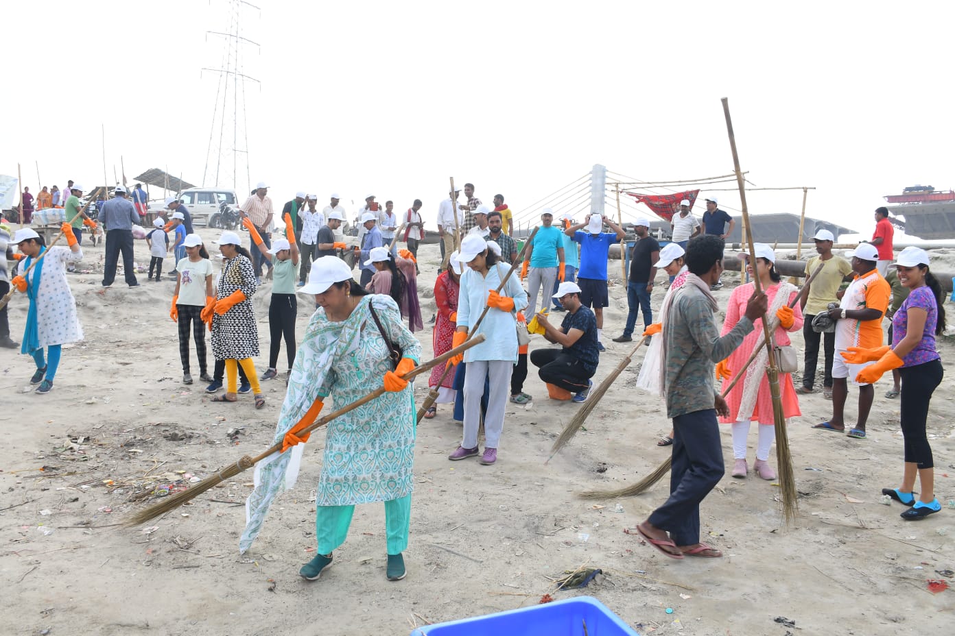 एनटीपीसी बरौनी द्वारा सिमरिया घाट में चलाया गया स्वच्छता अभियान | New India Times