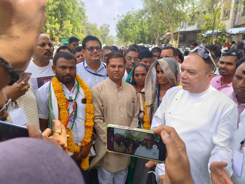 झाबुआ जिले में कांग्रेस की लहर, जिला पंचायत उपचुनाव में कांग्रेस ने जीत दर्ज कर लहराया परचम | New India Times