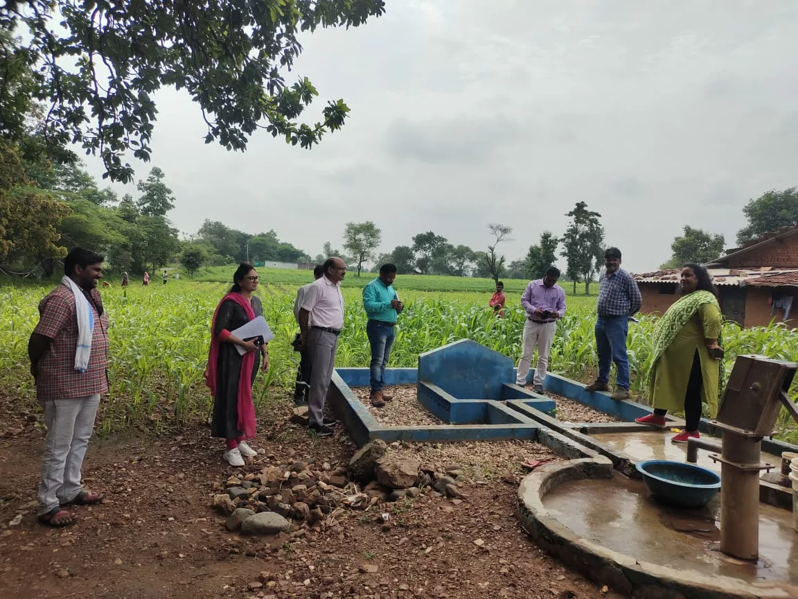 सीईओ द्वारा विभिन्न ग्राम पंचायतों का निरीक्षण कर दिए आवश्यक निर्देश | New India Times