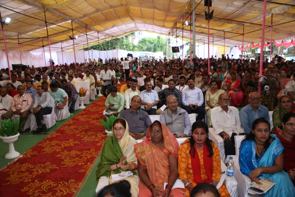 सांसद के निजी सहायक ने नेपानगर द्वारा आयोजित वर्चुअल कार्यक्रम की सफल व्यवस्था के लिए डीआरएम को दिया धन्यवाद | New India Times