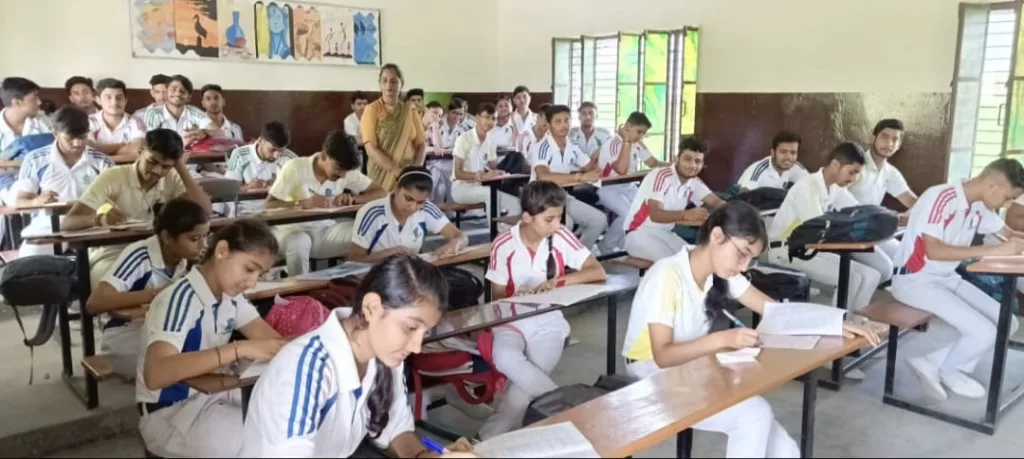 गेटवे इंटरनेशनल स्कूल में संपन्न हुई भारत को जानो प्रतियोगिता | New India Times