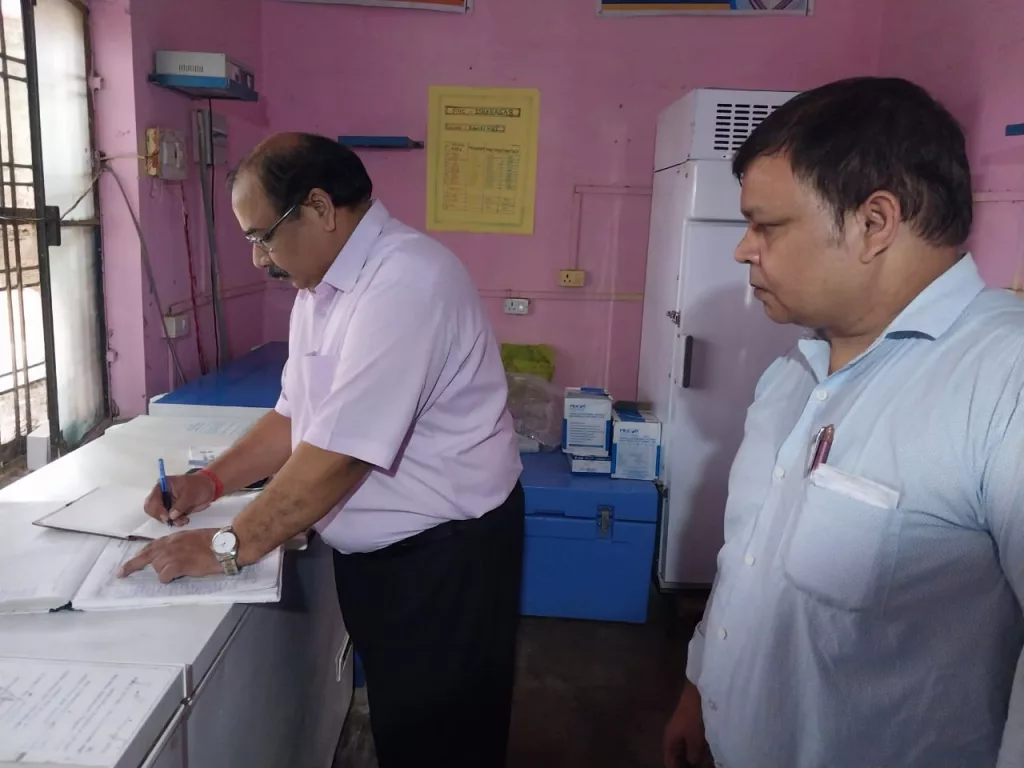 तीन प्राथमिक स्वास्थ्य केंद्रों का सीएमओ ने किया औचक निरीक्षण, अनुपस्थित कर्मचारियों से स्पष्टीकरण तलब 2 तीन प्राथमिक स्वास्थ्य केंद्रों का सीएमओ ने किया औचक निरीक्षण, अनुपस्थित कर्मचारियों से स्पष्टीकरण तलब | New India Times