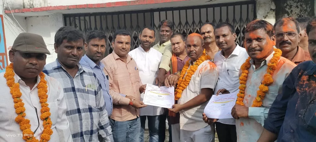 सफाई कर्मचारी संघ ब्लॉक इकाई इटवा का दो वर्षीय चुनाव हुआ सम्पन्न 2 सफाई कर्मचारी संघ ब्लॉक इकाई इटवा का दो वर्षीय चुनाव हुआ सम्पन्न | New India Times