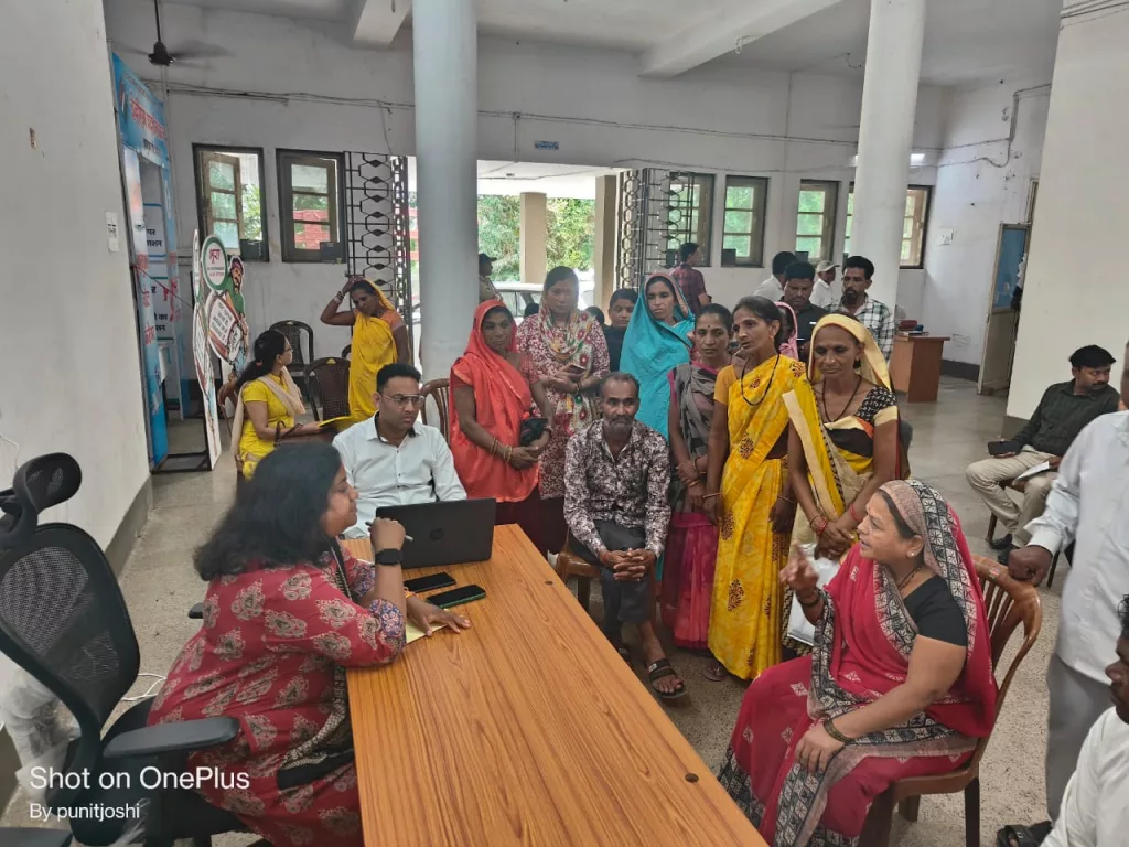 जनसुनवाई में प्राप्त आवेदनों के तत्काल निराकरण के दिए निर्देश 2 जनसुनवाई में प्राप्त आवेदनों के तत्काल निराकरण के दिए निर्देश | New India Times