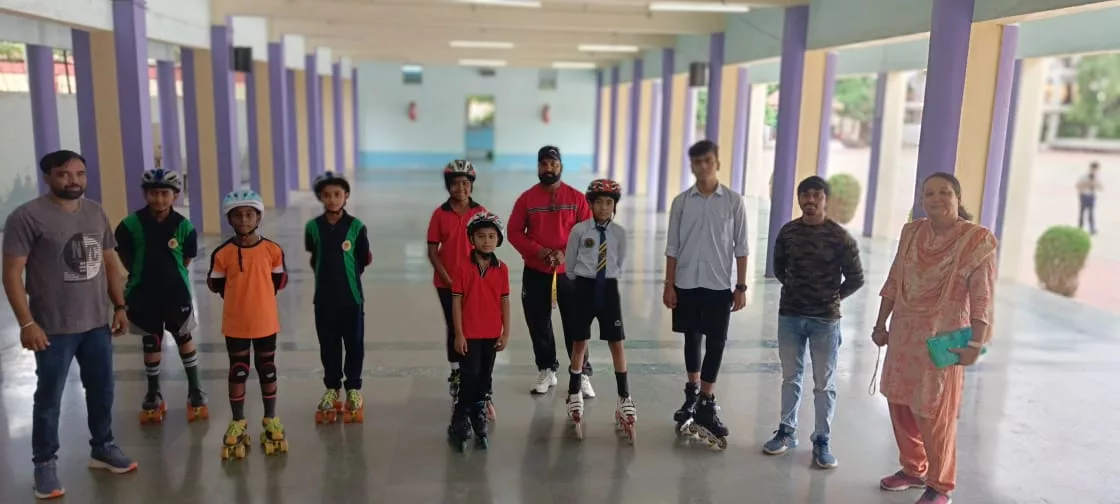 अर्वाचीन इंडिया स्कूल के रोलर स्केटिंग प्रतियोगिता के दो खिलाडियों का संभाग स्तरीय प्रतियोगिता में हुआ चयन | New India Times