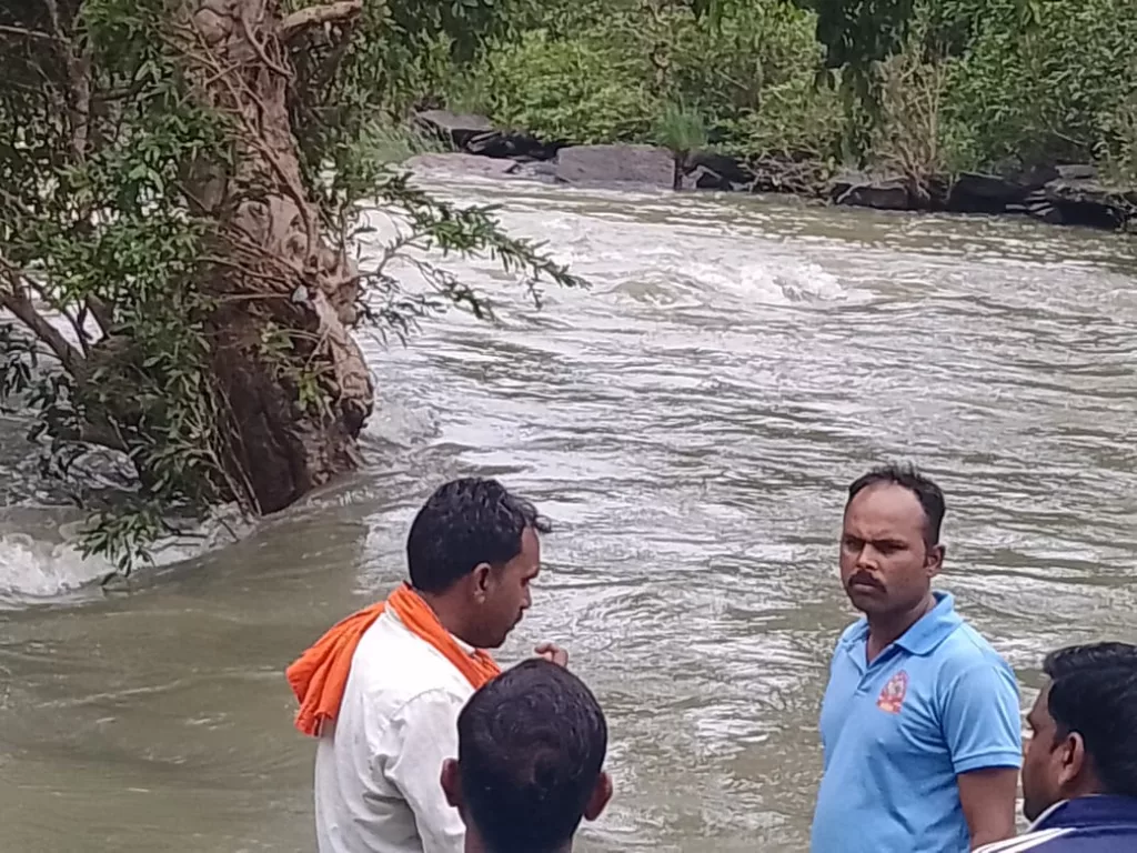 अंतिम संस्कार में शामिल होने गये व्यक्ति की नदी में डूबने से हुई मौत | New India Times