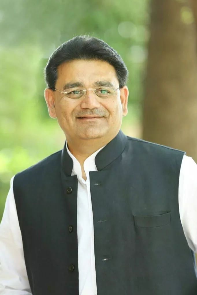 मुख्यमंत्री अपनी एकाध उपलब्धि बता कर जाएं, चुनाव आते ही घड़ियाली आंसू की बरसात करते हैं 2 मुख्यमंत्री अपनी एकाध उपलब्धि बता कर जाएं, चुनाव आते ही घड़ियाली आंसू की बरसात करते हैं | New India Times