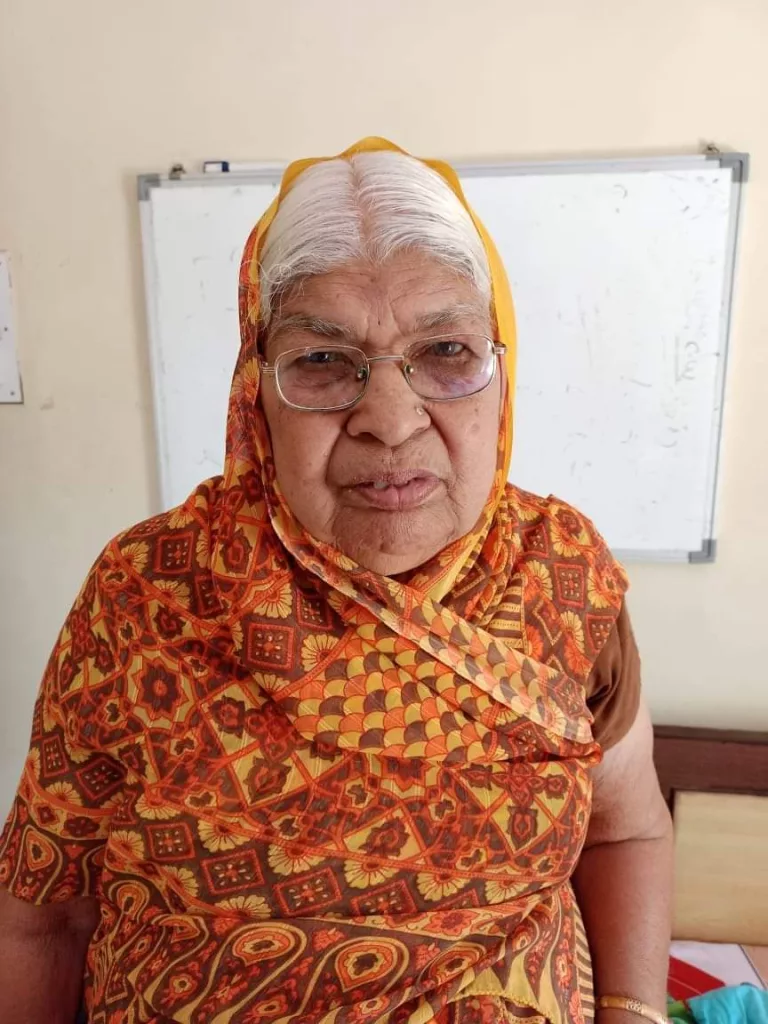 भाजपा के वरिष्ठ नेता राजू भाई जोशी की माता जी का हुआ निधन 2 भाजपा के वरिष्ठ नेता राजू भाई जोशी की माता जी का हुआ निधन | New India Times