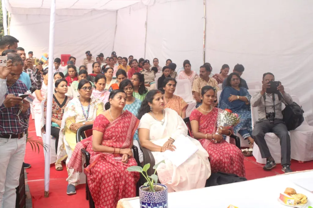 महिला संबंधी अपराधों की रोकथाम में तथा उनके प्रभावी ढंग से निराकरण में यह Victim Friendly थाना काफी मददगार साबित होगा: पुलिस आयुक्त 4 महिला संबंधी अपराधों की रोकथाम में तथा उनके प्रभावी ढंग से निराकरण में यह Victim Friendly थाना काफी मददगार साबित होगा: पुलिस आयुक्त | New India Times