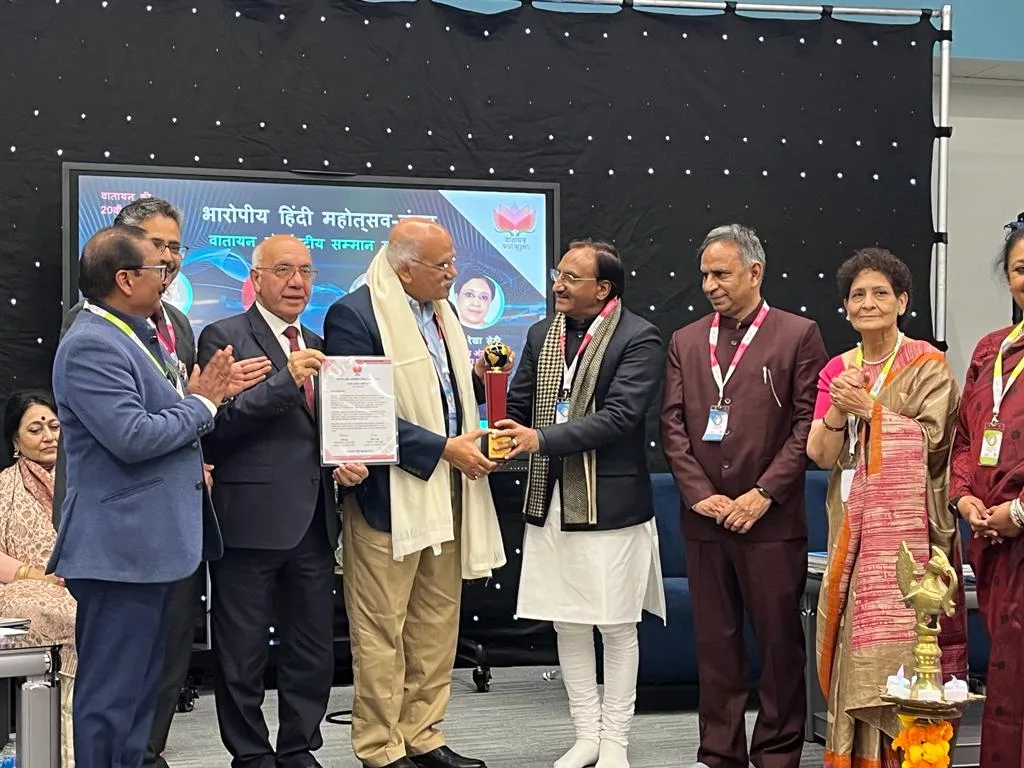 भारोपीय हिंदी महोत्सव’ के उद्घाटन समारोह का लंदन के ब्रेंटफोर्ड में हुआ भव्य आयोजन, विश्व के 14 देशों के 90 नामचीन साहित्यकारों की रही पूर्णकालिक उपस्थिति | New India Times