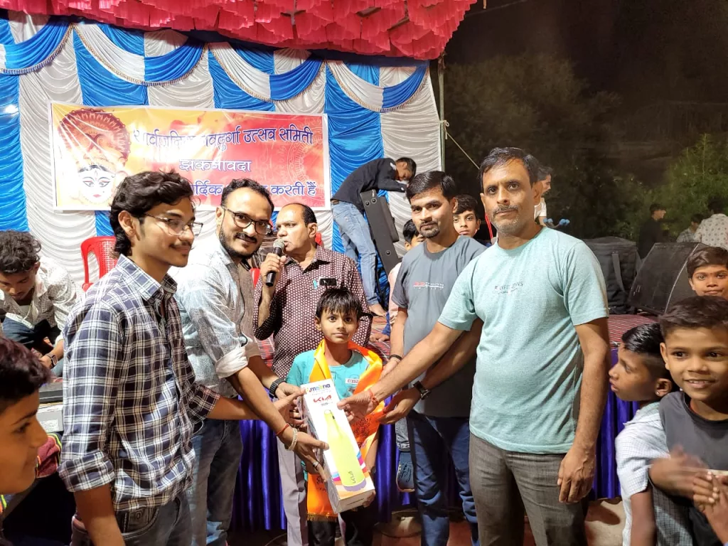 "गौतम ग्रुप ने झकनावदा पहुंचकर चढ़ाई माता रानी को चुनरी, लिया मां का आशीर्वाद 2 "गौतम ग्रुप ने झकनावदा पहुंचकर चढ़ाई माता रानी को चुनरी, लिया मां का आशीर्वाद | New India Times