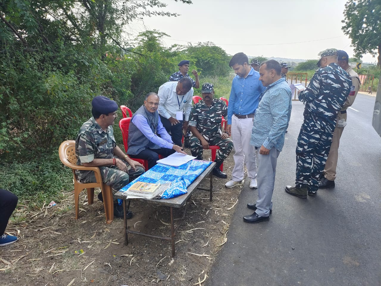 व्यय प्रेक्षक ने बालवासा लम्बेला एवं बन एसएसटी पॉइंट का किया निरीक्षण | New India Times