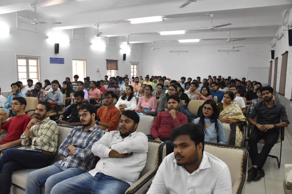 दिल्ली विश्वविद्यालय में आयोजित हुआ एबीवीपी का मीडिया इंटर्नशिप दिशानिर्देश कार्यक्रम 3 दिल्ली विश्वविद्यालय में आयोजित हुआ एबीवीपी का मीडिया इंटर्नशिप दिशानिर्देश कार्यक्रम | New India Times
