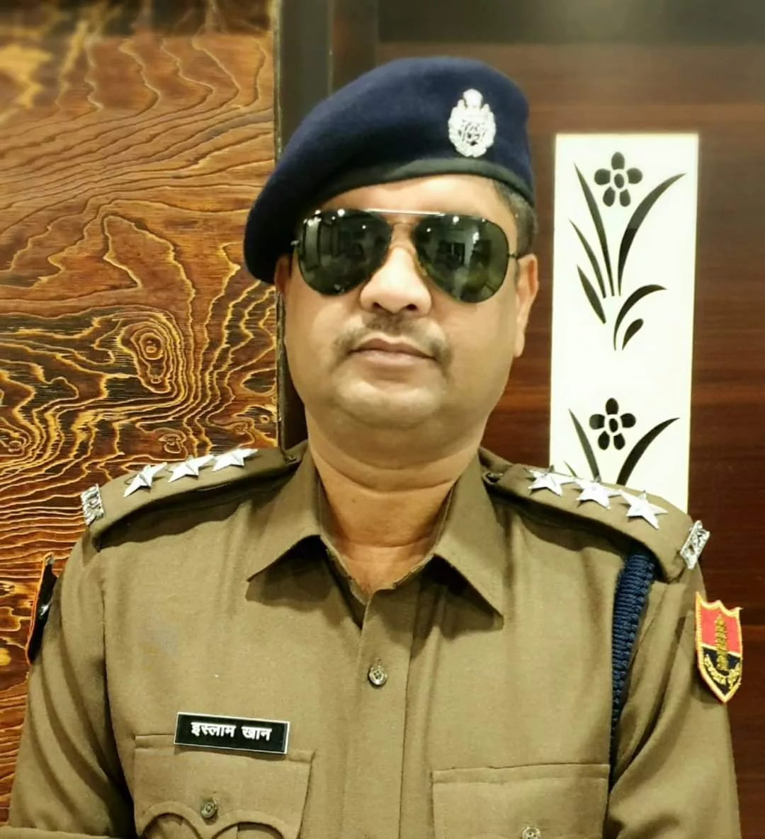 कर्तव्यनिष्ठ पुलिस अधिकारी इस्लाम खान ने फिर निभाया अपना कर्तव्य | New India Times