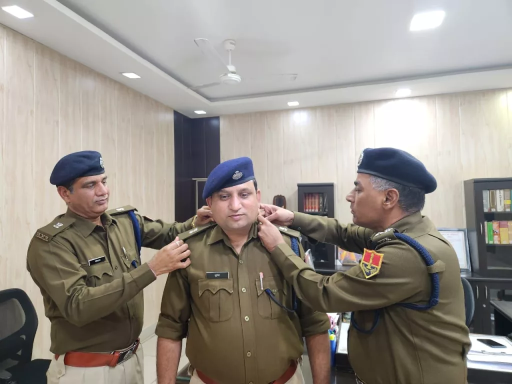दो अधिकारियों को उप पुलिस अधीक्षक पद से अतिरिक्त पुलिस अधीक्षक पद पर मिली पदोन्नति | New India Times