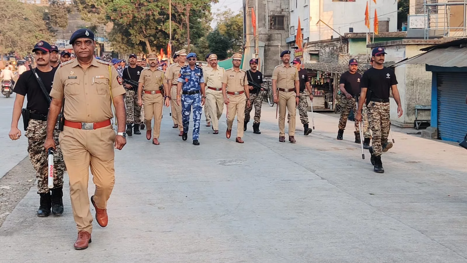 पुलिस का रूट मार्च | New India Times