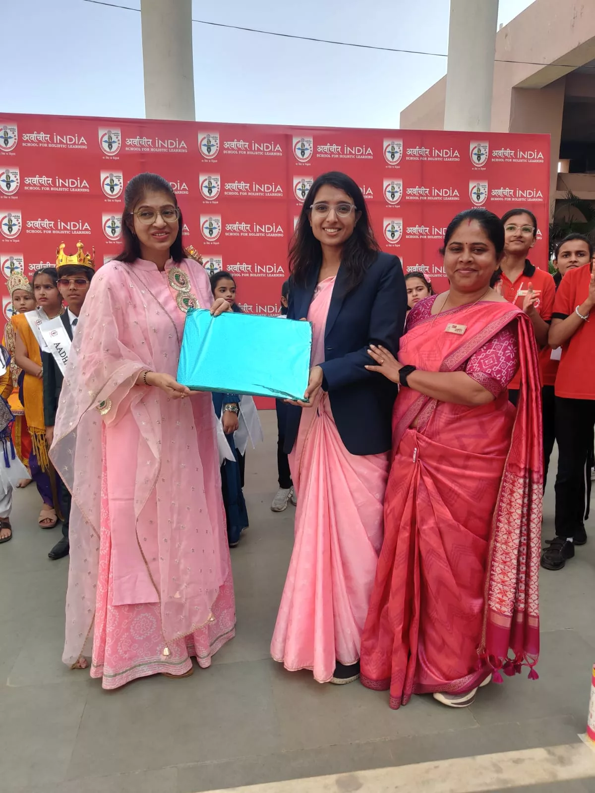 अर्वाचीन इंडिया स्कूल में फेशन शो के हुए आयोजन में प्रिंस रहे प्रियांश हिवराले, प्रिंसेस का खिताब नेन्सी खटवानी ने जीता | New India Times