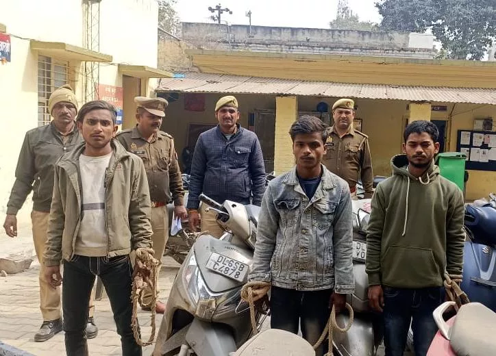 दिल्ली के तीन वाहन चोरों को एसओजी, थाना सदर बाजार पुलिस ने किया गिरफ्तार | New India Times
