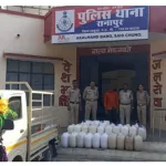 अवैध रूप से ताड़ी का परिवहन करते आरोपी को राणापुर पुलिस ने किया गिरफ्तार