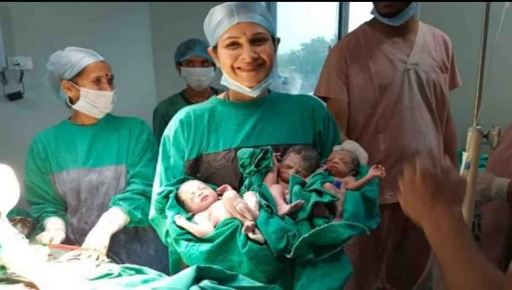 अद्भुत एक महीला ने 6 मिनट के अंदर 3 बच्चों को दिया जन्म, तीनों स्वस्थ | New India Times
