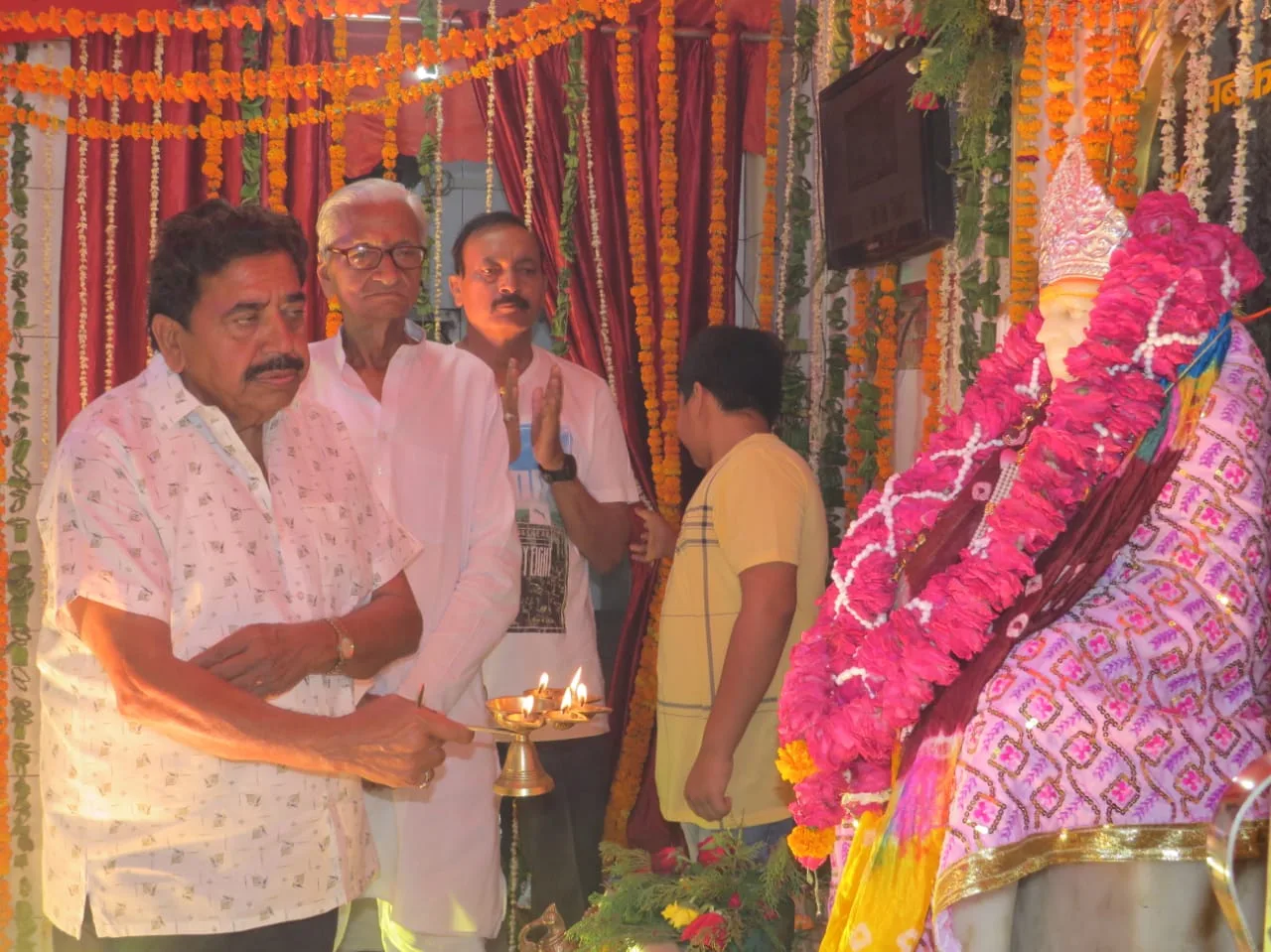 श्री साई बाबा कल्याण समिति द्वारा धूलकोट में साई बाबा मंदिर पर आयोजित दो दिवसीय महोत्सव का हुआ‌ भव्य समापन | New India Times