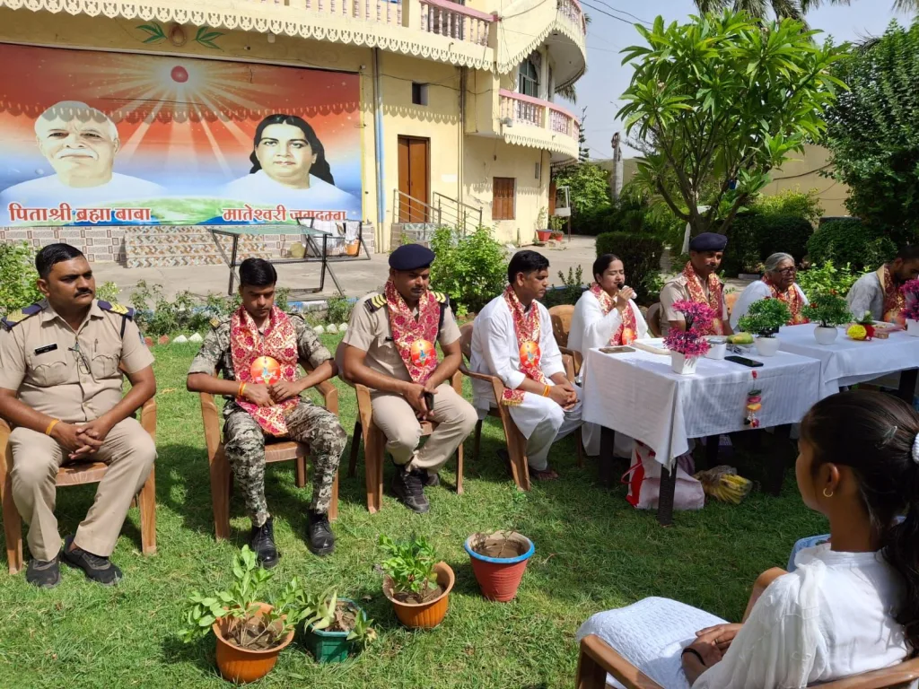 ब्रह्माकुमारी आश्रम मालनपुर ग्वालियर में मनाया गया पर्यावरण दिवस। पर्यावरण की रक्षा है देश की सुरक्षा: बृजेश भार्गव | New India Times