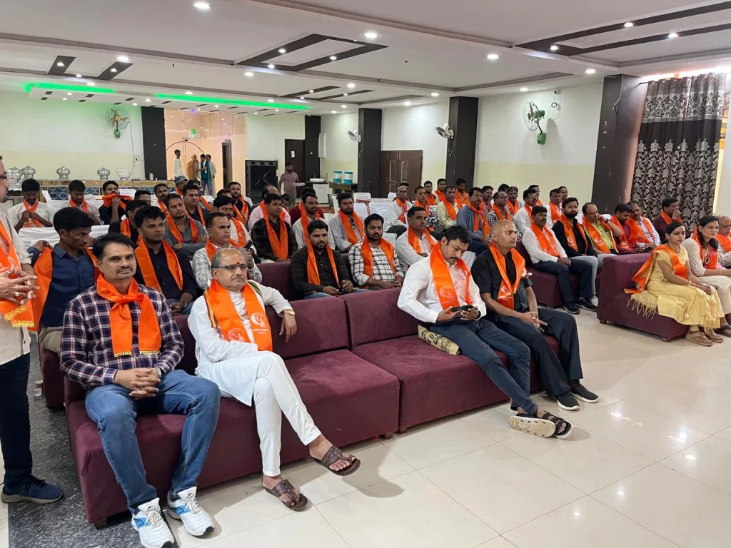 भारतीय डाक कर्मचारी संघ संभागीय शाखा गुना का प्रथम द्वि वार्षिक अधिवेशन शिवपुरी के मातोश्री होटल में हुआ संपन्न | New India Times